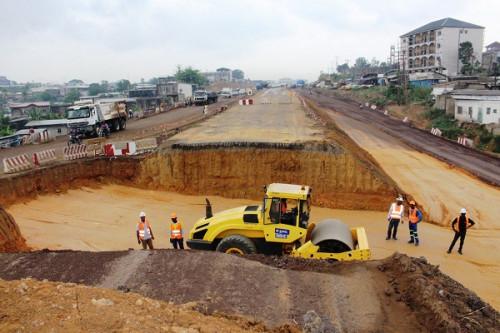 Cameroun : l’inexplicable arrêt des travaux de construction de la pénétrante Est de Douala